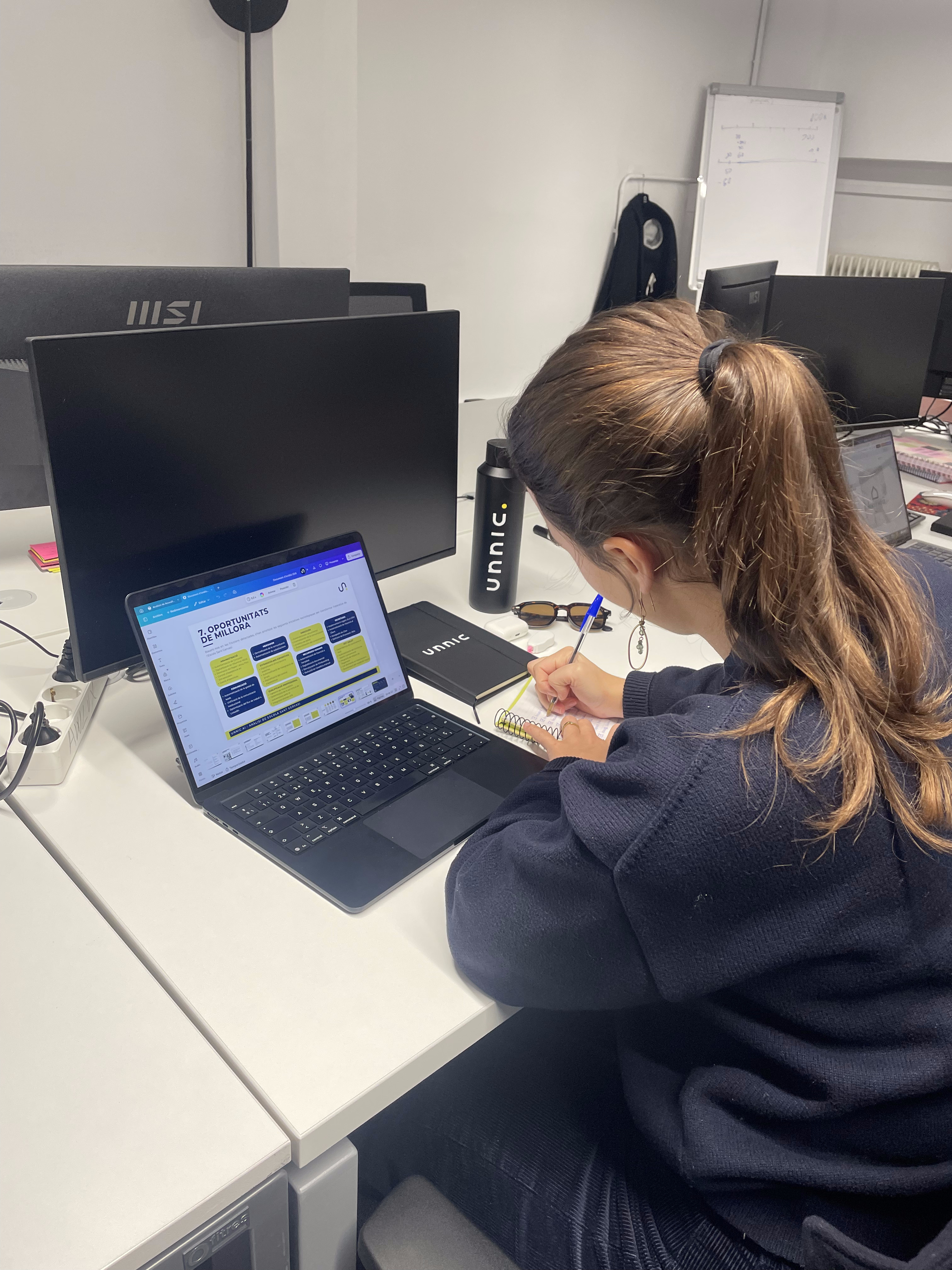 Seguimiento - Medimos, optimizamos y escalamos tu IA - Fase 05 de consultoría IA